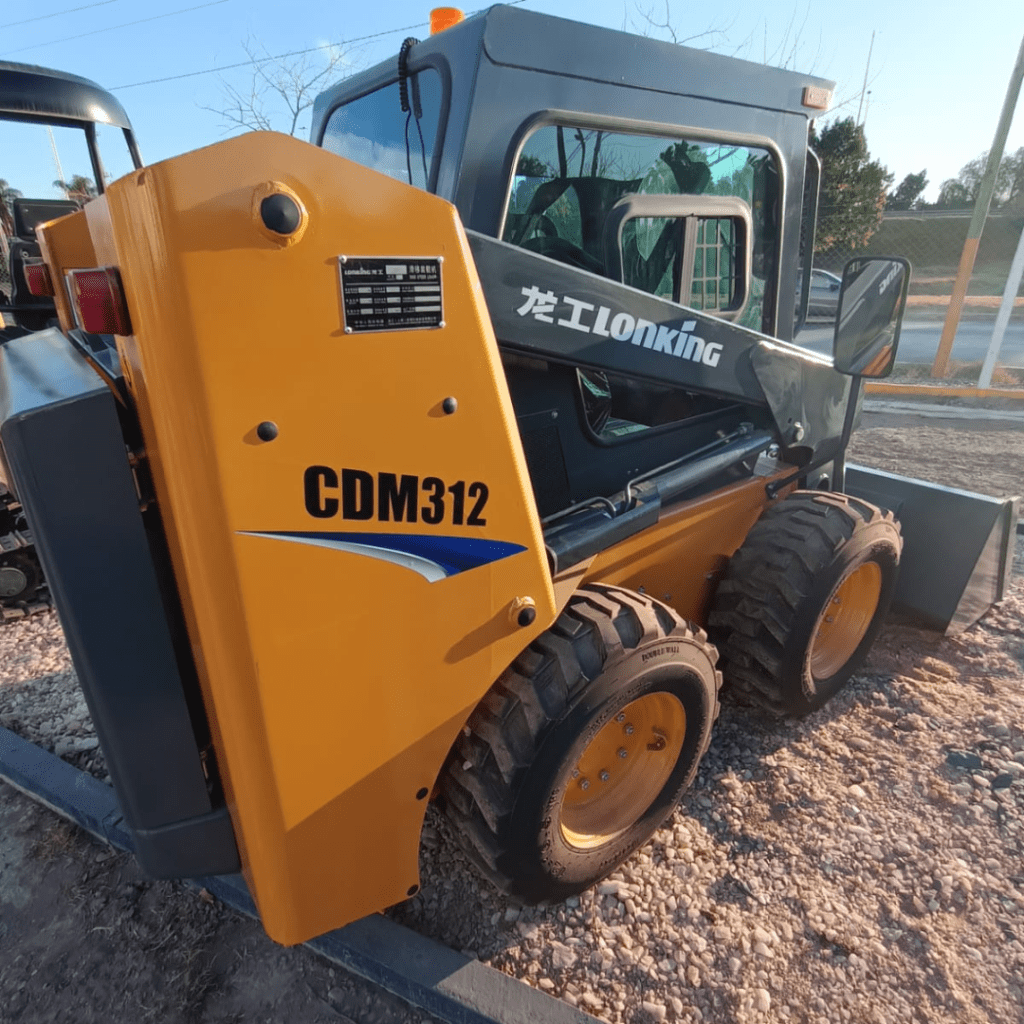 minicargadora CDM312